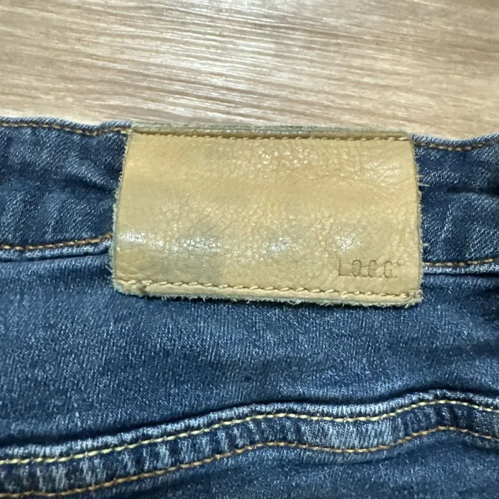 H&M L.O.G.G. Denim Shorts Women's 29‎ Mid Rise Regular Wash Stretch Blue Jean